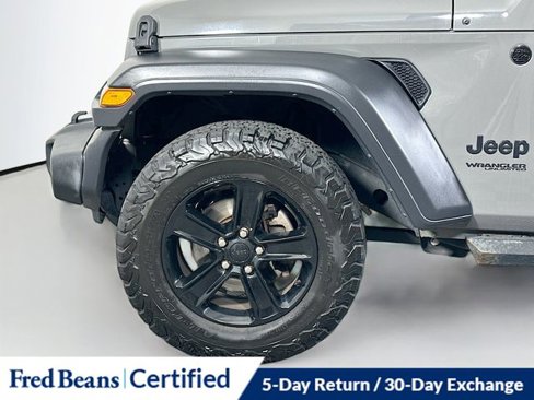 Used 2020 Jeep Wrangler Unlimited Sport image 32