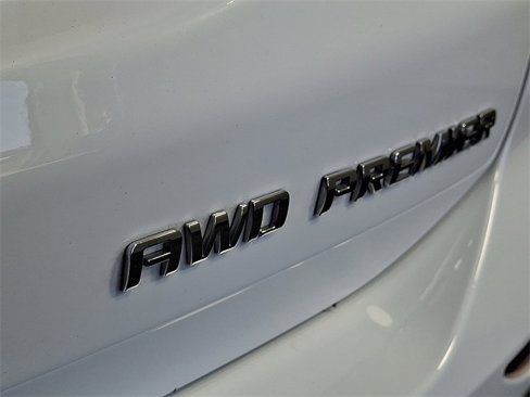 Used 2021 Chevrolet Equinox Premier image 30