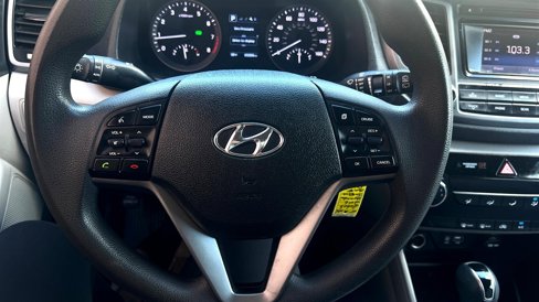Used 2016 Hyundai Tucson SE image 16