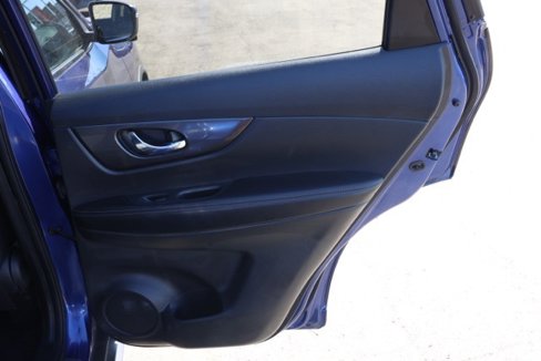 Used 2020 Nissan Rogue SV w/ Sun & Sound Touring Package image 19