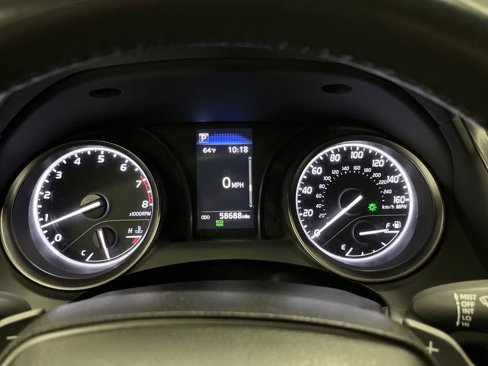 Used 2023 Toyota Camry SE image 15