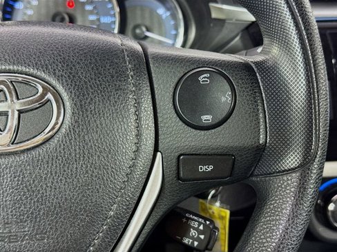 Used 2016 Toyota Corolla LE image 22
