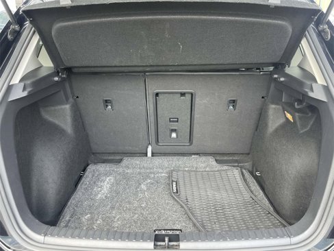 Certified 2023 Volkswagen Taos SE image 14
