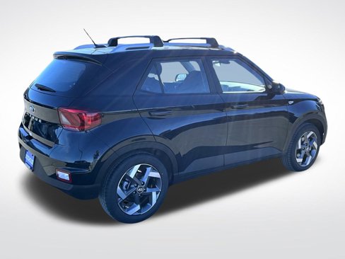 New 2025 Hyundai Venue SEL image 6