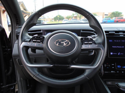 Used 2022 Hyundai Santa Cruz SEL Premium image 15