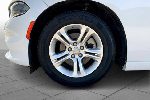 Used 2022 Dodge Charger SXT image 10