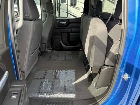 Used 2022 Chevrolet Silverado 1500 Custom image 23