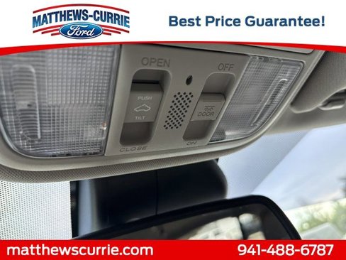 Used 2015 Honda Odyssey Touring image 25