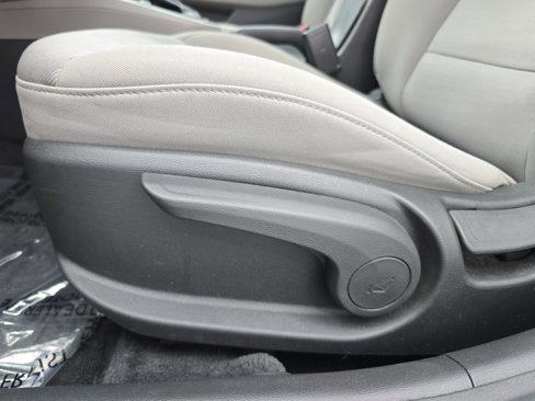 Used 2018 Hyundai Elantra SE w/ SE Connectivity Package 04 image 27