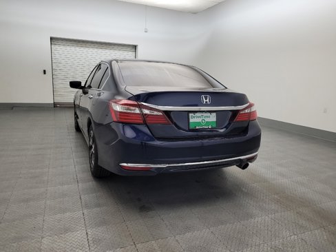 Used 2016 Honda Accord LX image 6