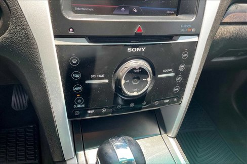 Used 2013 Ford Explorer Limited image 31