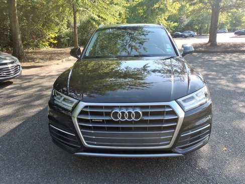 Used 2018 Audi Q5 2.0T Premium Plus w/ Premium Plus Package image 2