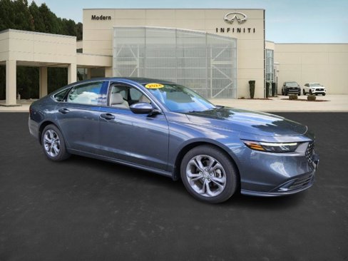 Used 2024 Honda Accord EX image 2