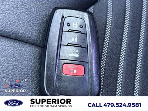 Used 2022 Toyota Camry SE image 36