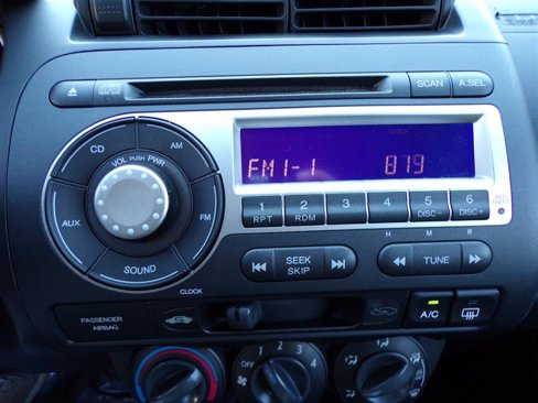 Used 2008 Honda Fit image 36