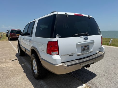 Used 2004 Ford Expedition Eddie Bauer image 4