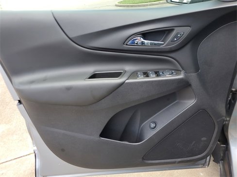 Used 2024 Chevrolet Equinox LT image 18