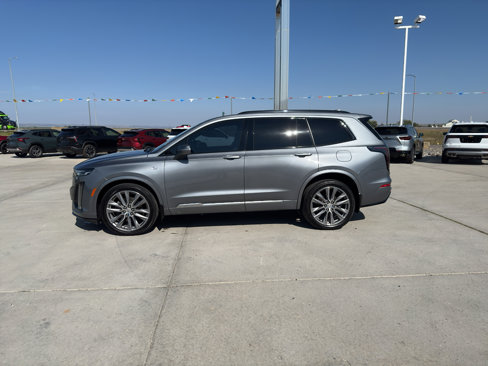Used 2020 Cadillac XT6 Sport image 2