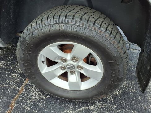 Used 2017 RAM 1500 Express image 5