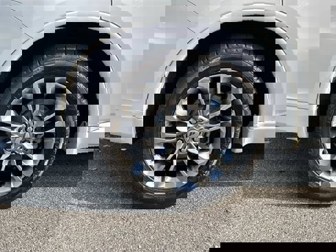 Certified 2019 Dodge Durango R/T w/ Technology Group image 12