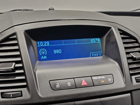 Used 2011 Buick Regal CXL image 20