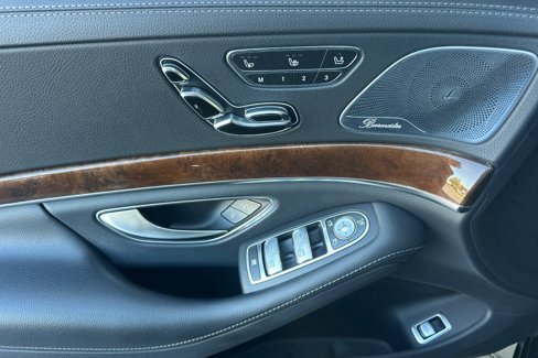 Used 2015 Mercedes-Benz S 550 Sedan image 11