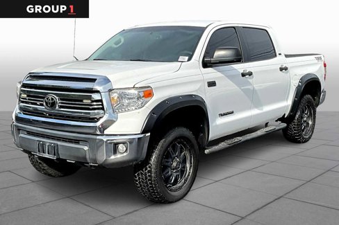 Used 2016 Toyota Tundra SR5 w/ SR5 Upgrade Package image 1