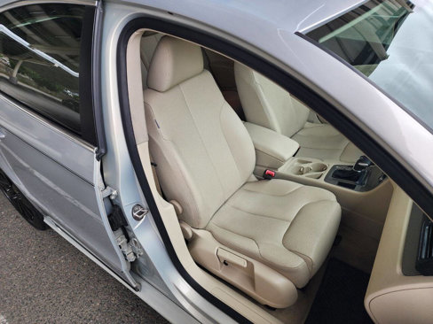 Used 2010 Volkswagen Passat Komfort image 30
