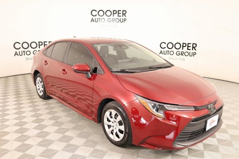 Used 2024 Toyota Corolla LE image 1