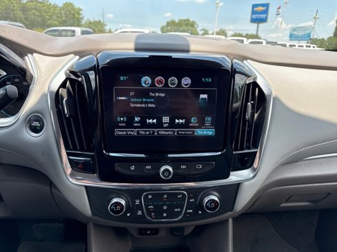 Used 2019 Chevrolet Traverse LT image 24