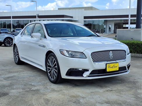 Used 2017 Lincoln Continental Select image 27