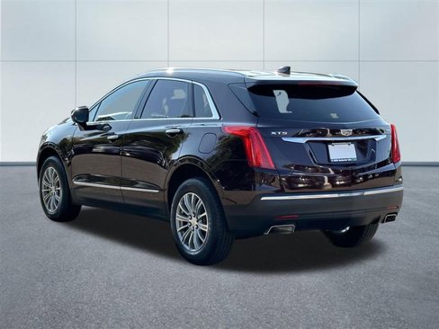 Used 2017 Cadillac XT5 Luxury w/ Driver Awareness Package image 9