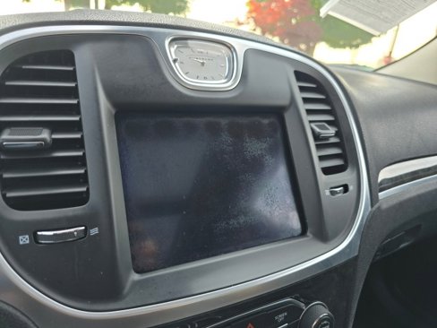 Used 2017 Chrysler 300 C w/ Safetytec Plus Group image 36
