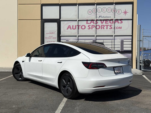 Used 2021 Tesla Model 3 Standard Range Plus image 9