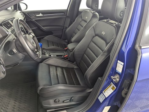 Used 2018 Volkswagen Golf R 4-Door image 12