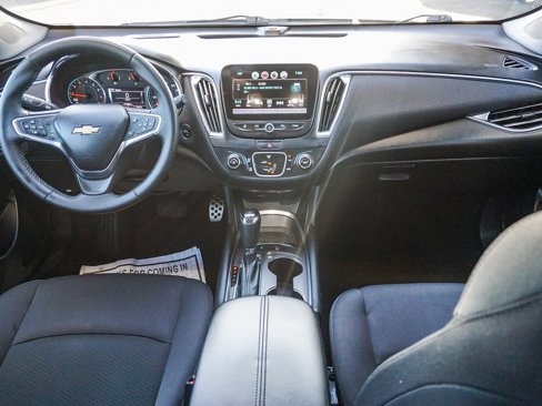 Used 2017 Chevrolet Malibu LT w/ Driver Confidence Package image 15