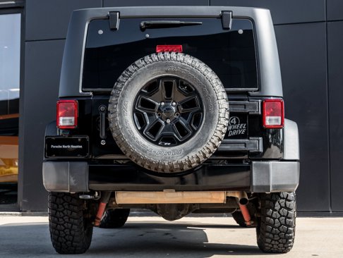 Used 2018 Jeep Wrangler Sport image 7