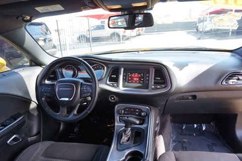 Used 2017 Dodge Challenger SXT image 33