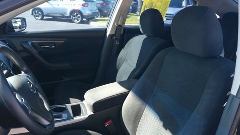 Used 2015 Nissan Altima 2.5 S w/ Power Driver Seat Package image 5