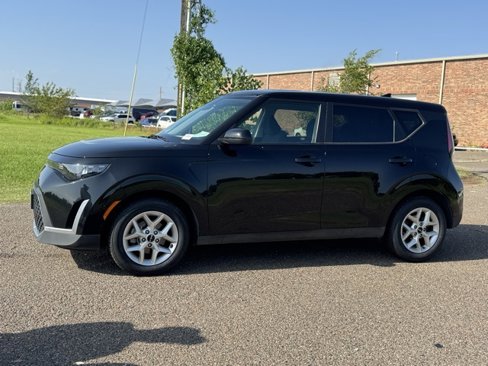 Used 2023 Kia Soul LX w/ Option Group 015 image 3
