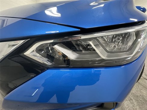 Used 2023 Nissan Sentra SV image 11