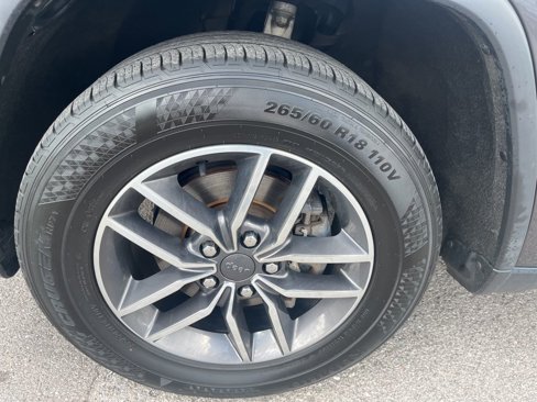 Used 2020 Jeep Grand Cherokee Limited image 7