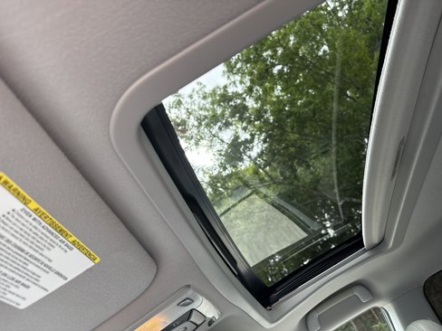 Used 2014 Toyota Sienna XLE image 28
