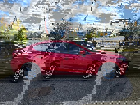 Used 2014 MAZDA MAZDA3 i Touring w/ Technology Package image 4