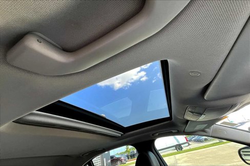 Used 2019 Mercedes-Benz C 300 Sedan image 12