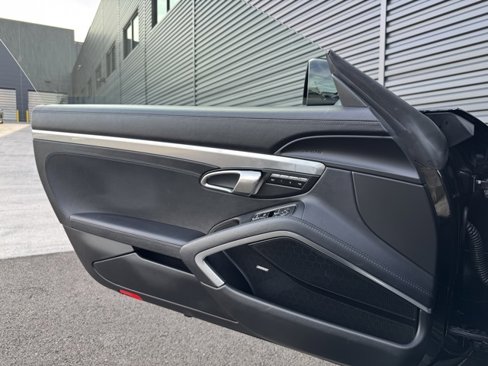 Certified 2016 Porsche 911 Turbo image 13