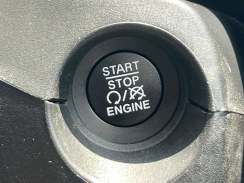 Certified 2021 Jeep Compass Limited w/ Sun and Sound Group image 32