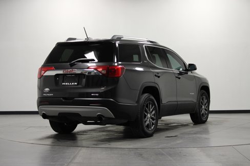 Used 2017 GMC Acadia SLT image 4