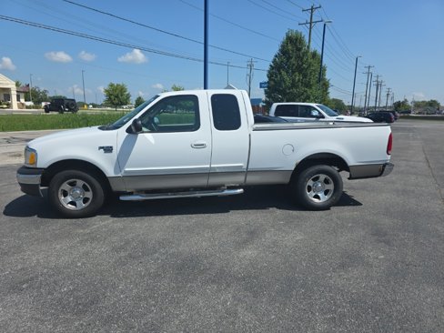 Used 2003 Ford F150 Lariat image 2