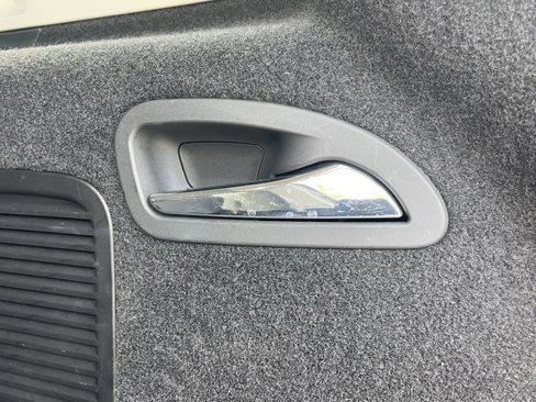 Used 2020 Buick Envision Essence image 19